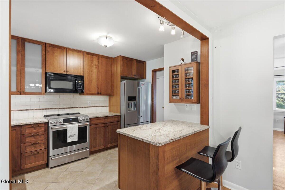 24 Patricia Lane Saratoga Springs NY 12866