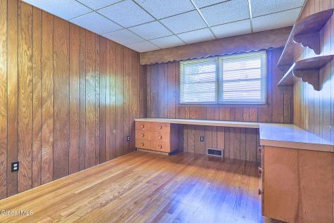 1561 Belmont Avenue Schenectady NY 12309