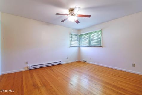 1561 Belmont Avenue Schenectady NY 12309
