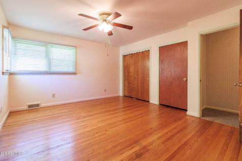 1561 Belmont Avenue Schenectady NY 12309