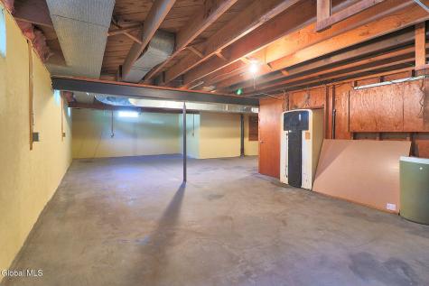 1561 Belmont Avenue Schenectady NY 12309