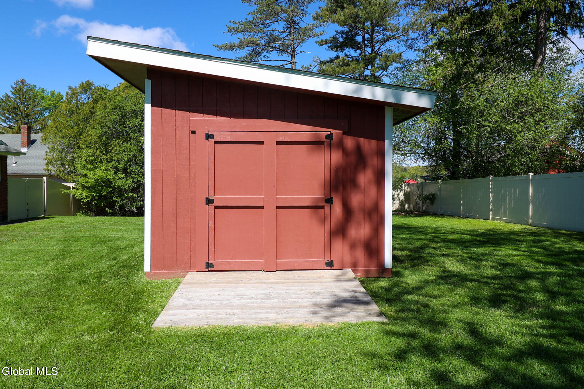 1561 Belmont Avenue Schenectady NY 12309