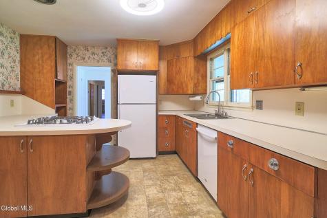 1561 Belmont Avenue Schenectady NY 12309