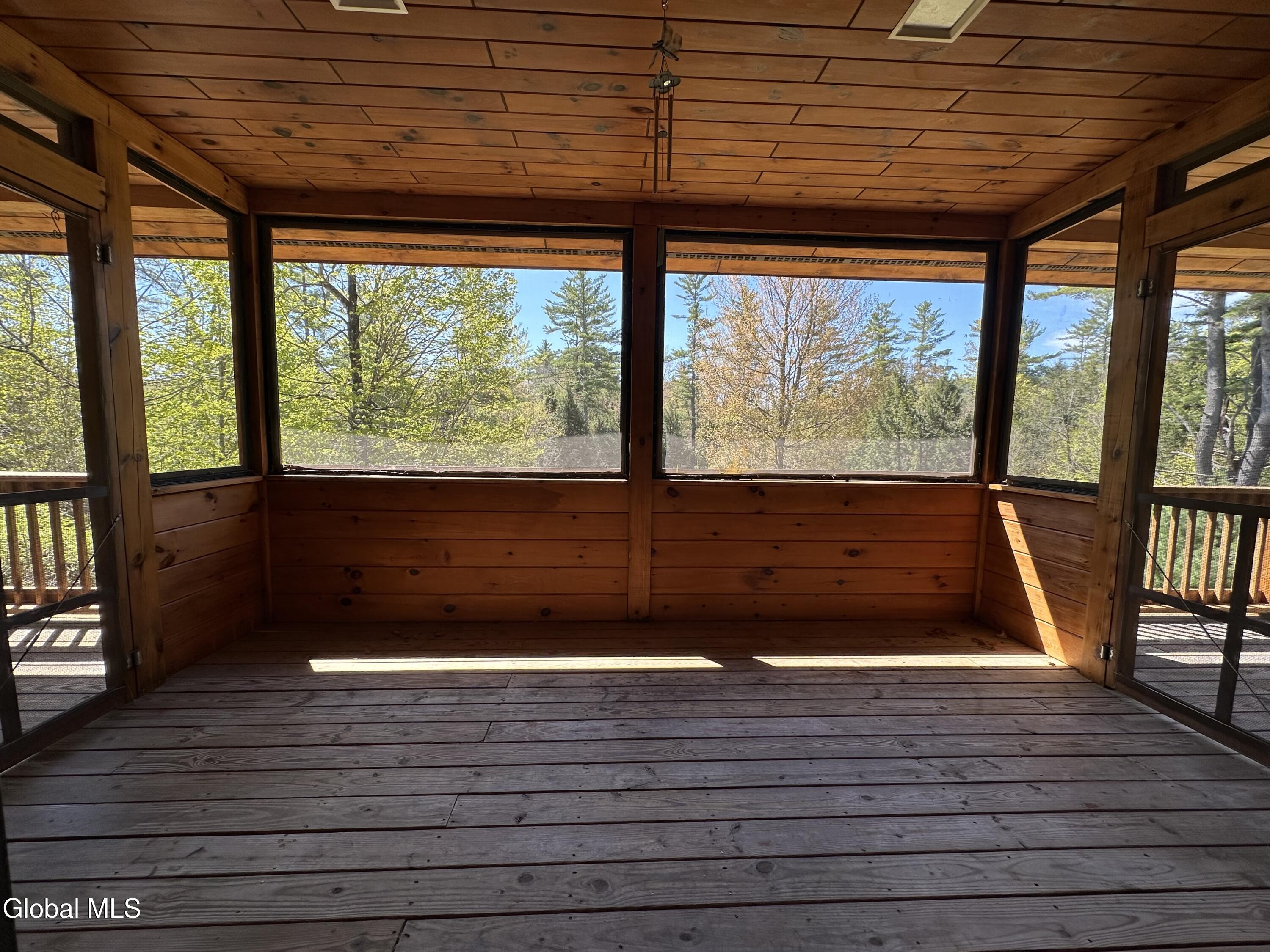 4525 Ny-8 Riparius NY 12853