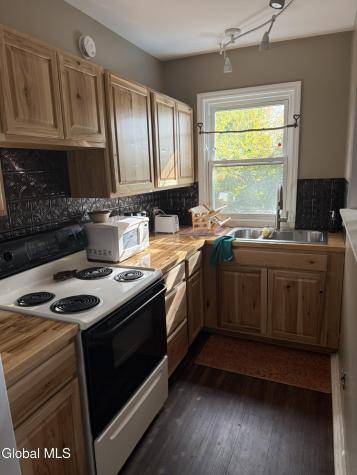 959 Washington Avenue Albany NY 12206