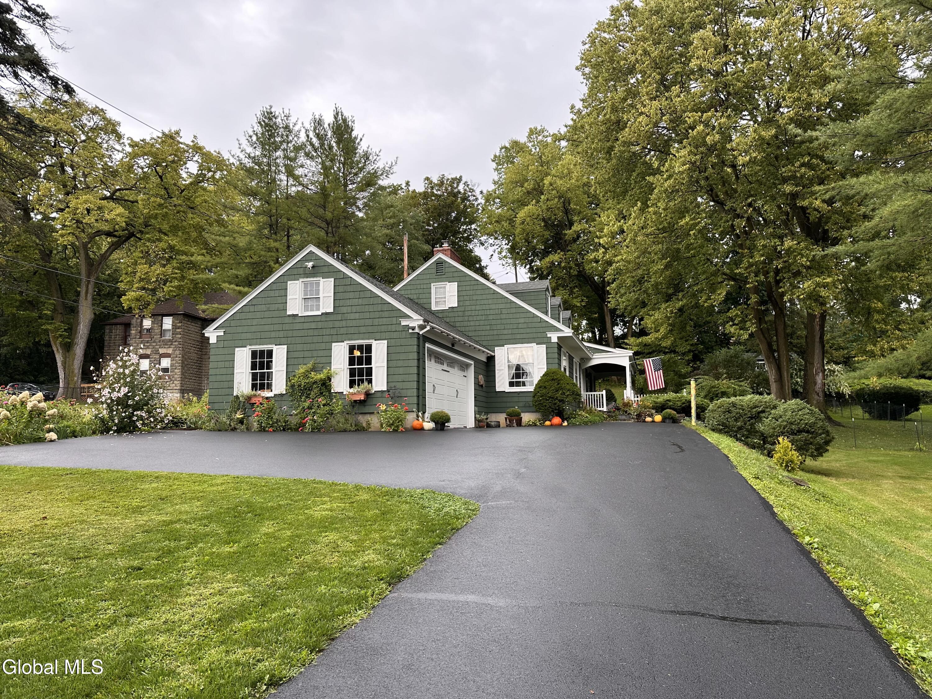 29 E Grand Street Palatine Bridge NY 13428
