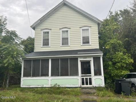 2209 12th Street Troy NY 12180