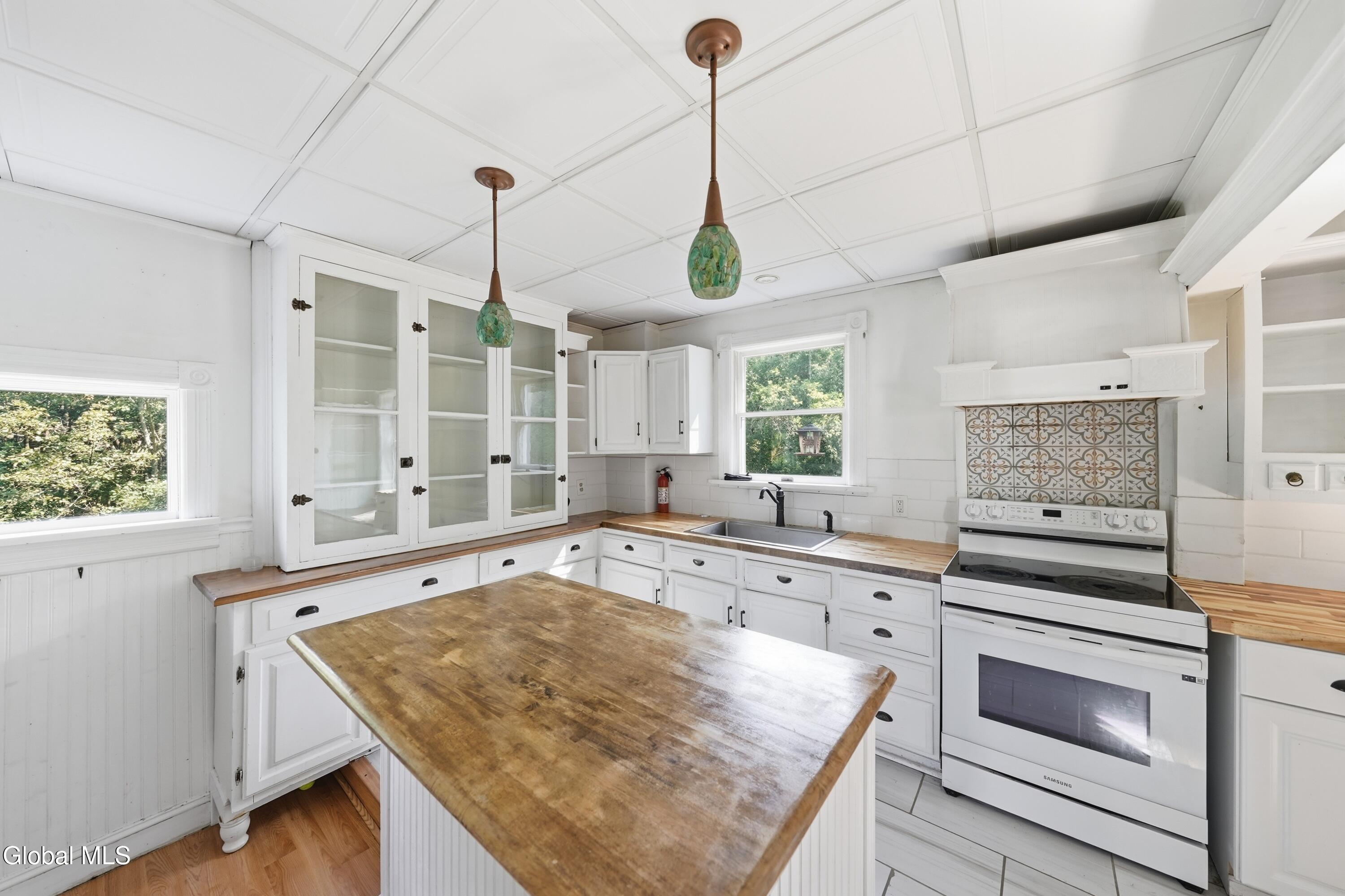 25 Green Avenue Castleton On Hudson NY 12033