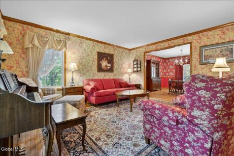7 Brookview Court Halfmoon NY 12065