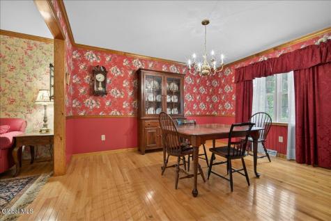 7 Brookview Court Halfmoon NY 12065