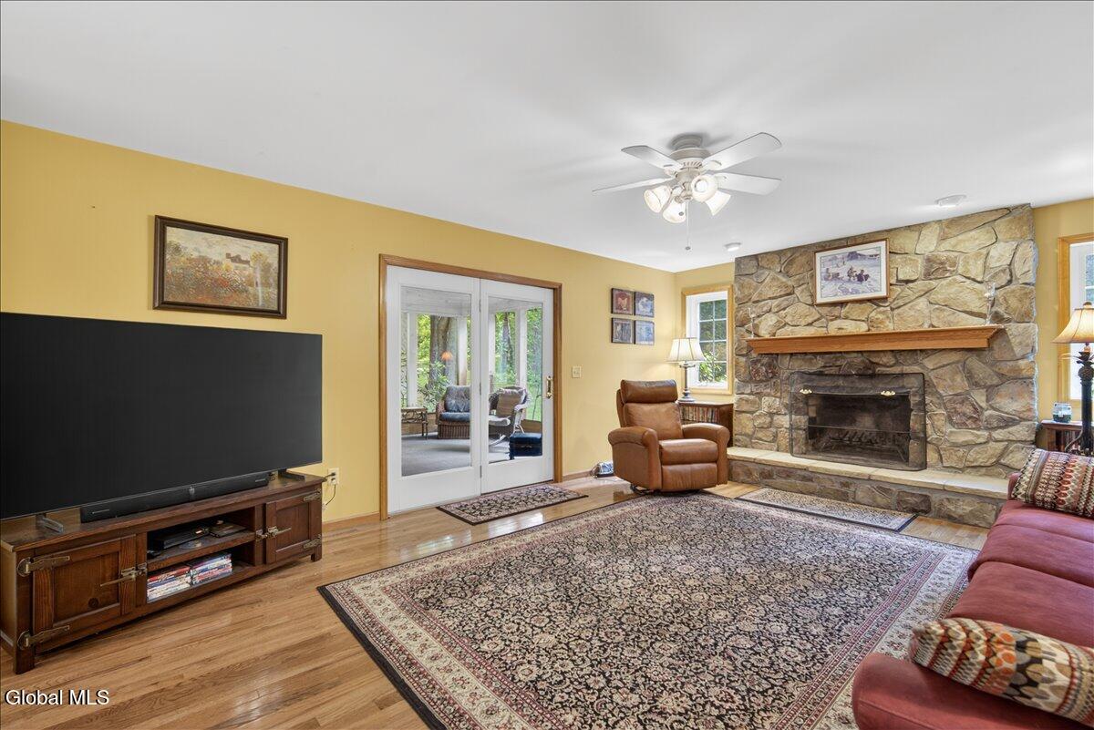 7 Brookview Court Halfmoon NY 12065