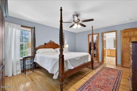 7 Brookview Court Halfmoon NY 12065