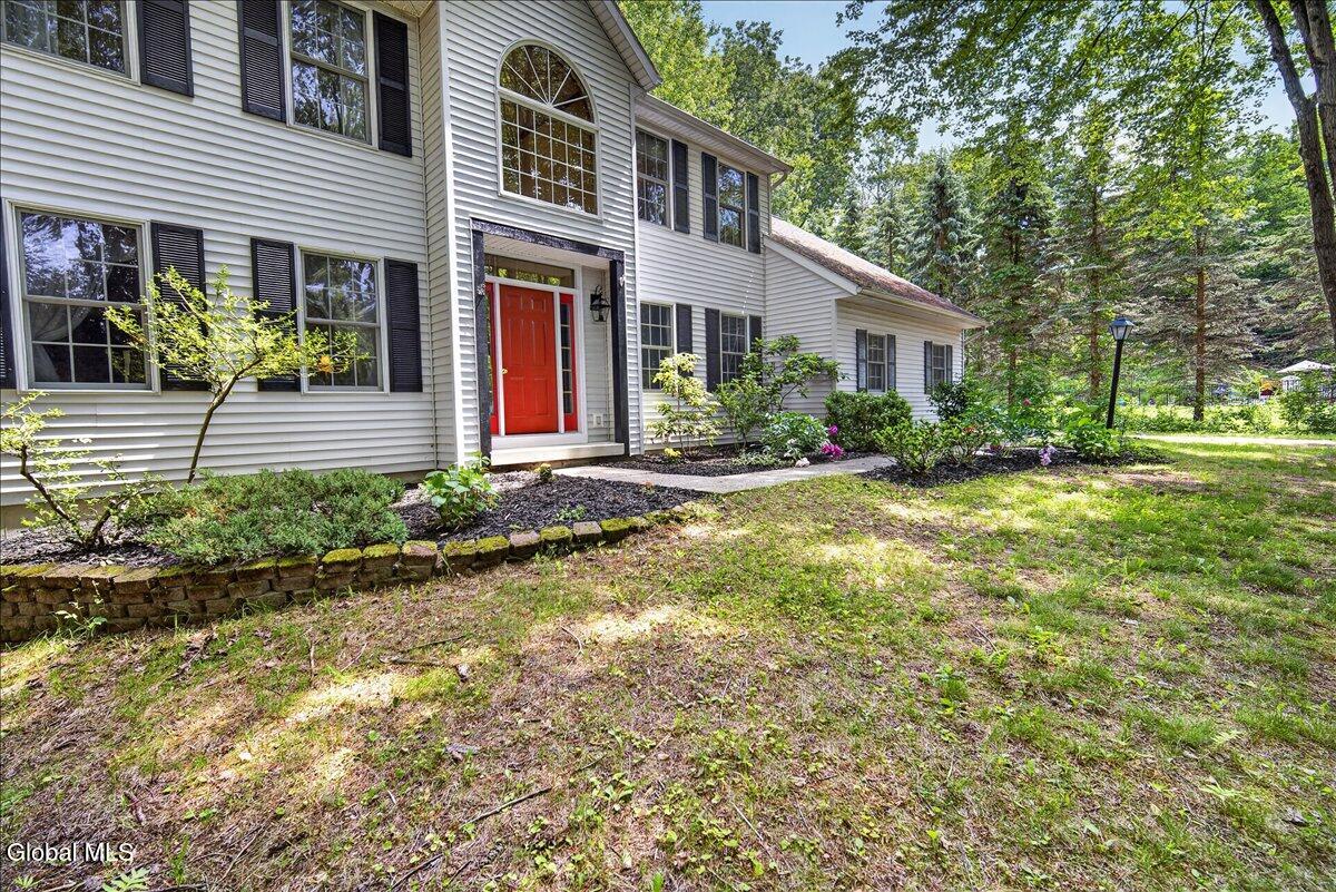 7 Brookview Court Halfmoon NY 12065