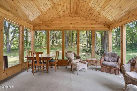 7 Brookview Court Halfmoon NY 12065