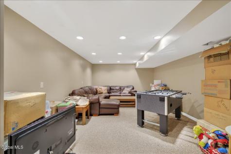 7 Brookview Court Halfmoon NY 12065