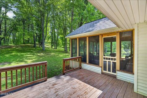 7 Brookview Court Halfmoon NY 12065