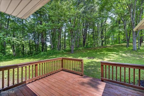 7 Brookview Court Halfmoon NY 12065