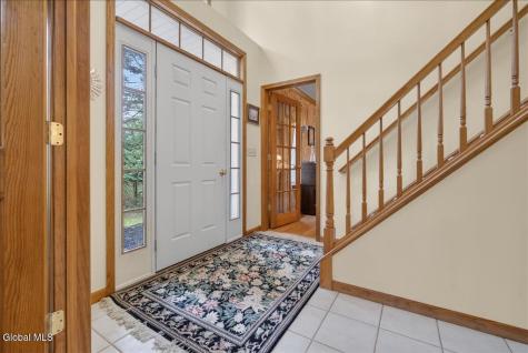 7 Brookview Court Halfmoon NY 12065