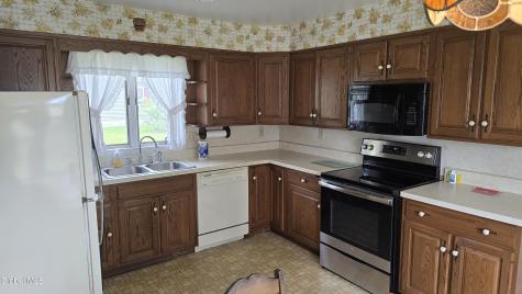 1265 S Schodack Road Castleton NY 12033