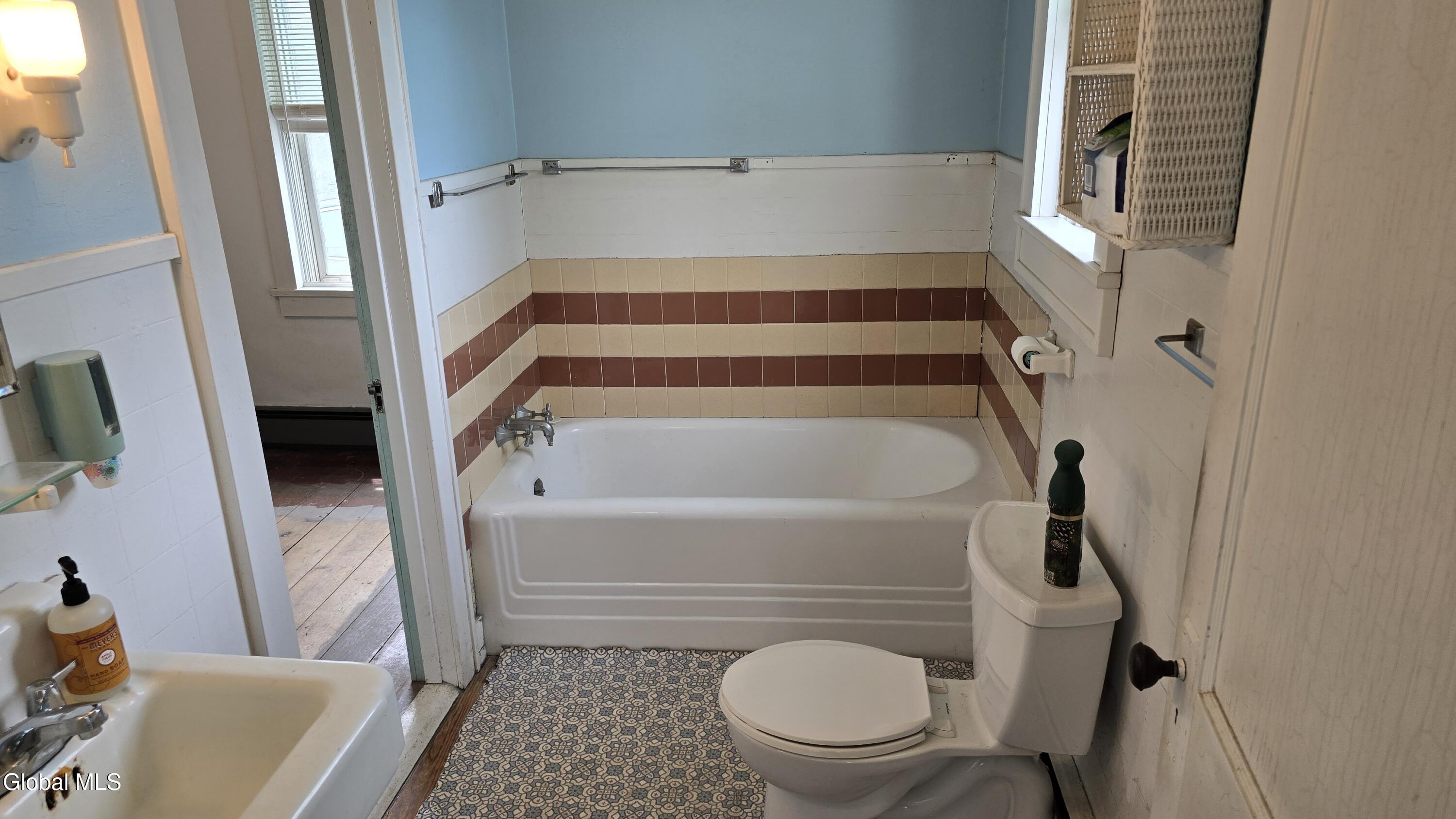 1265 S Schodack Road Castleton NY 12033