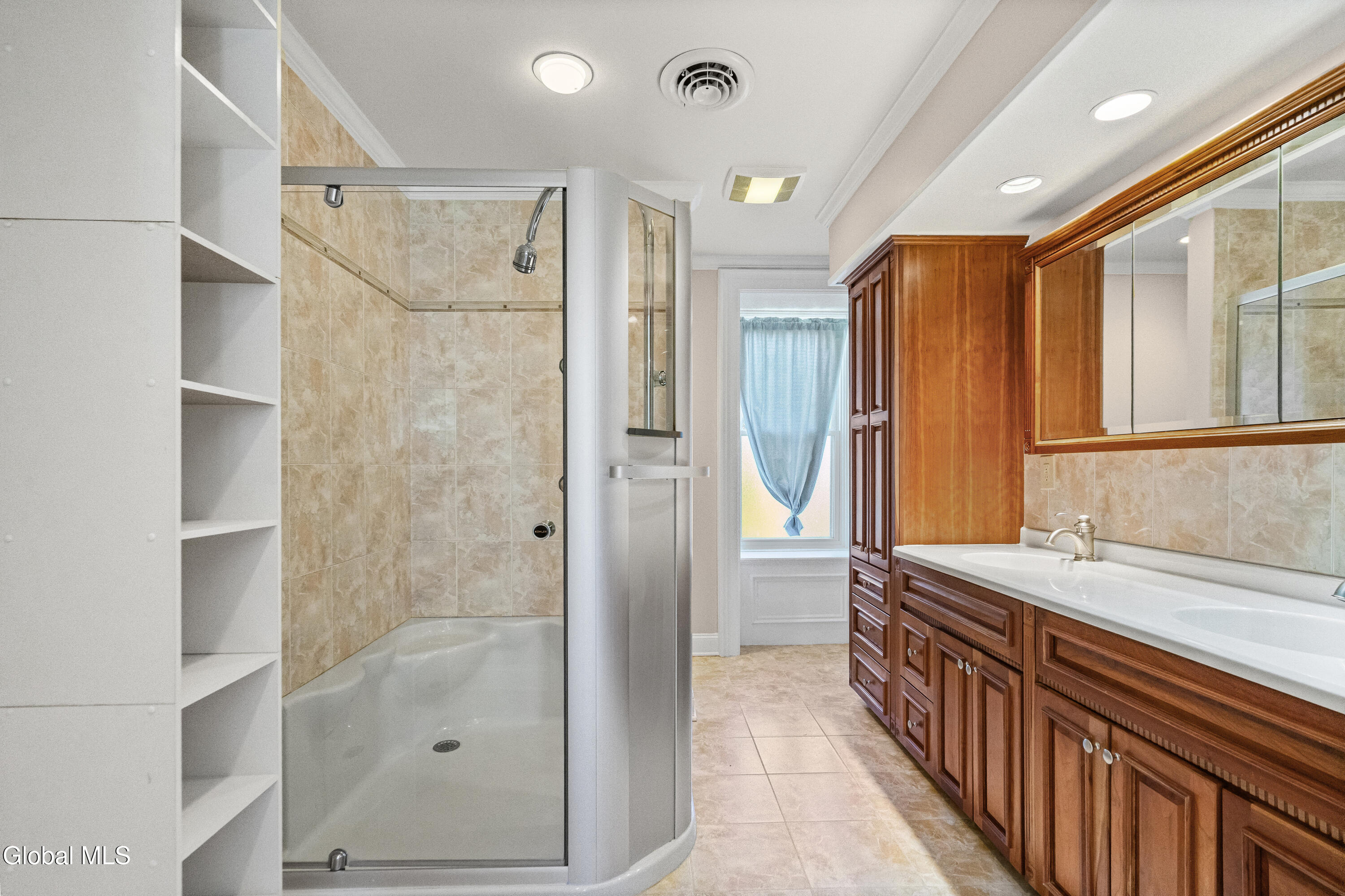 12 Collins Avenue Troy NY 12180