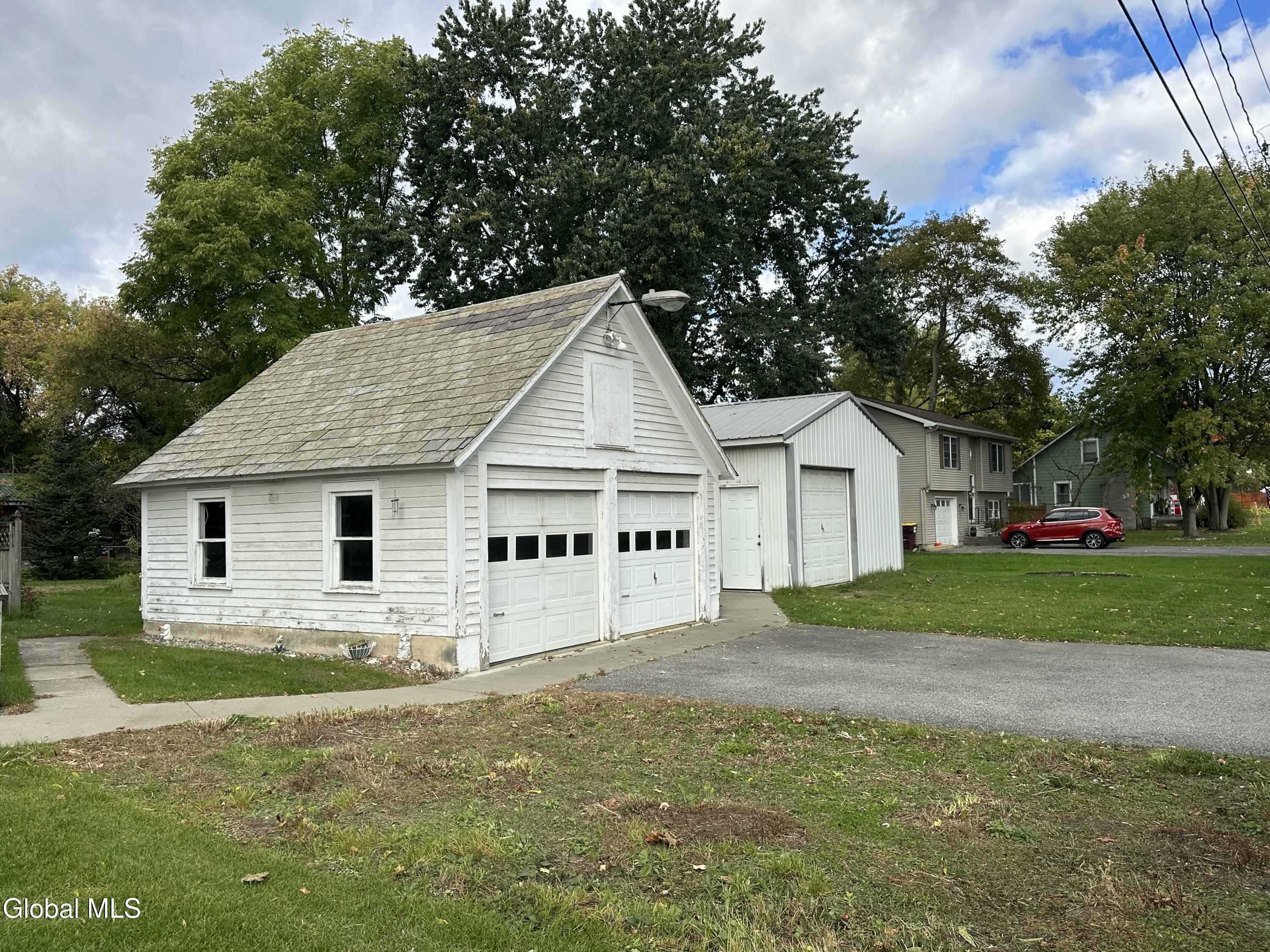 46 Boulevard Queensbury NY 12804