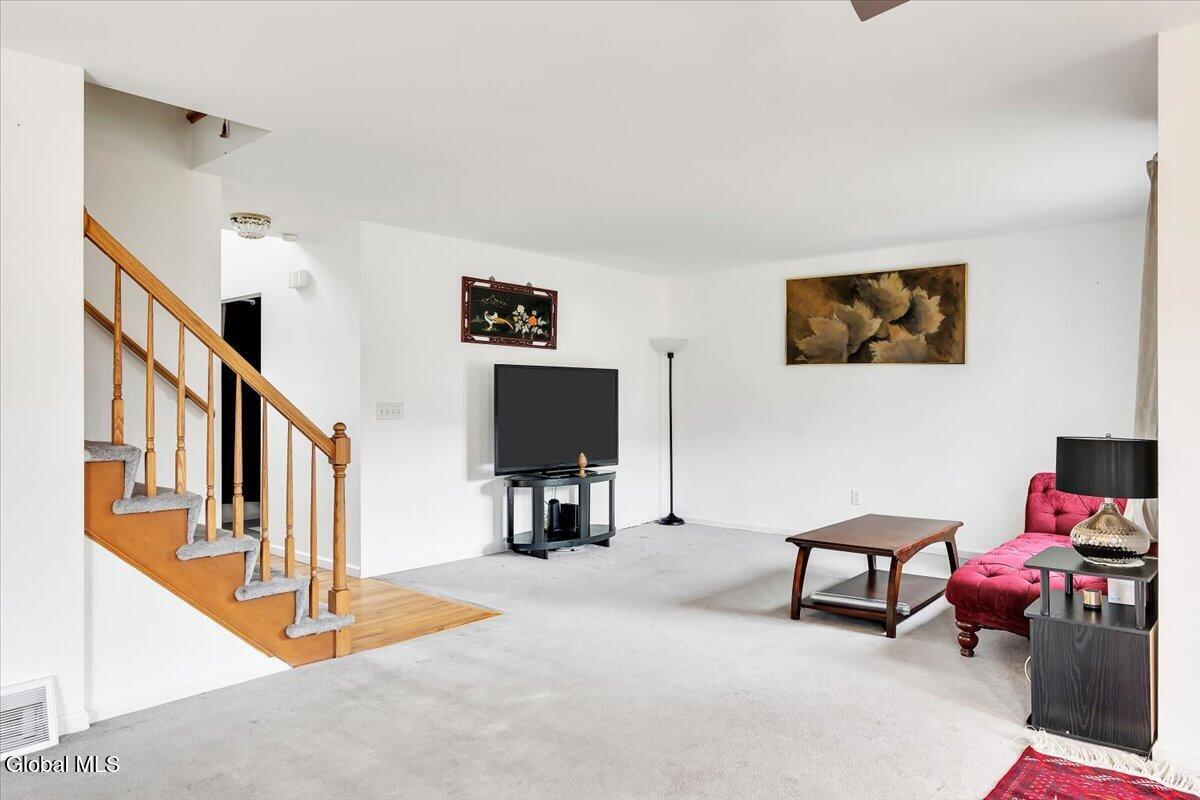 564 Snyders Lake Road Wynantskill NY 12198