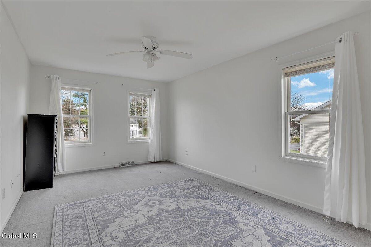 564 Snyders Lake Road Wynantskill NY 12198
