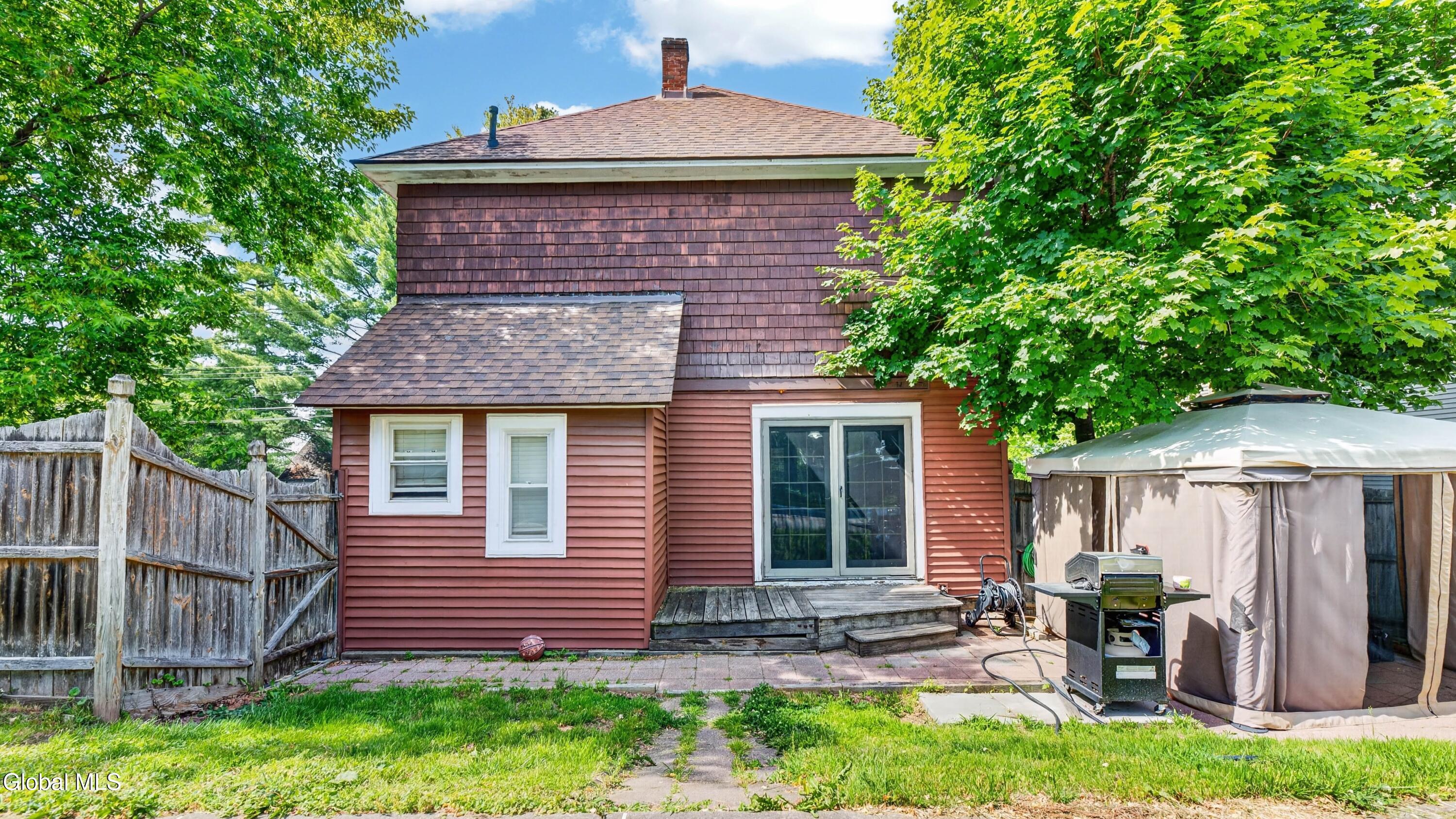 404 Prospect Street Johnstown NY 12095