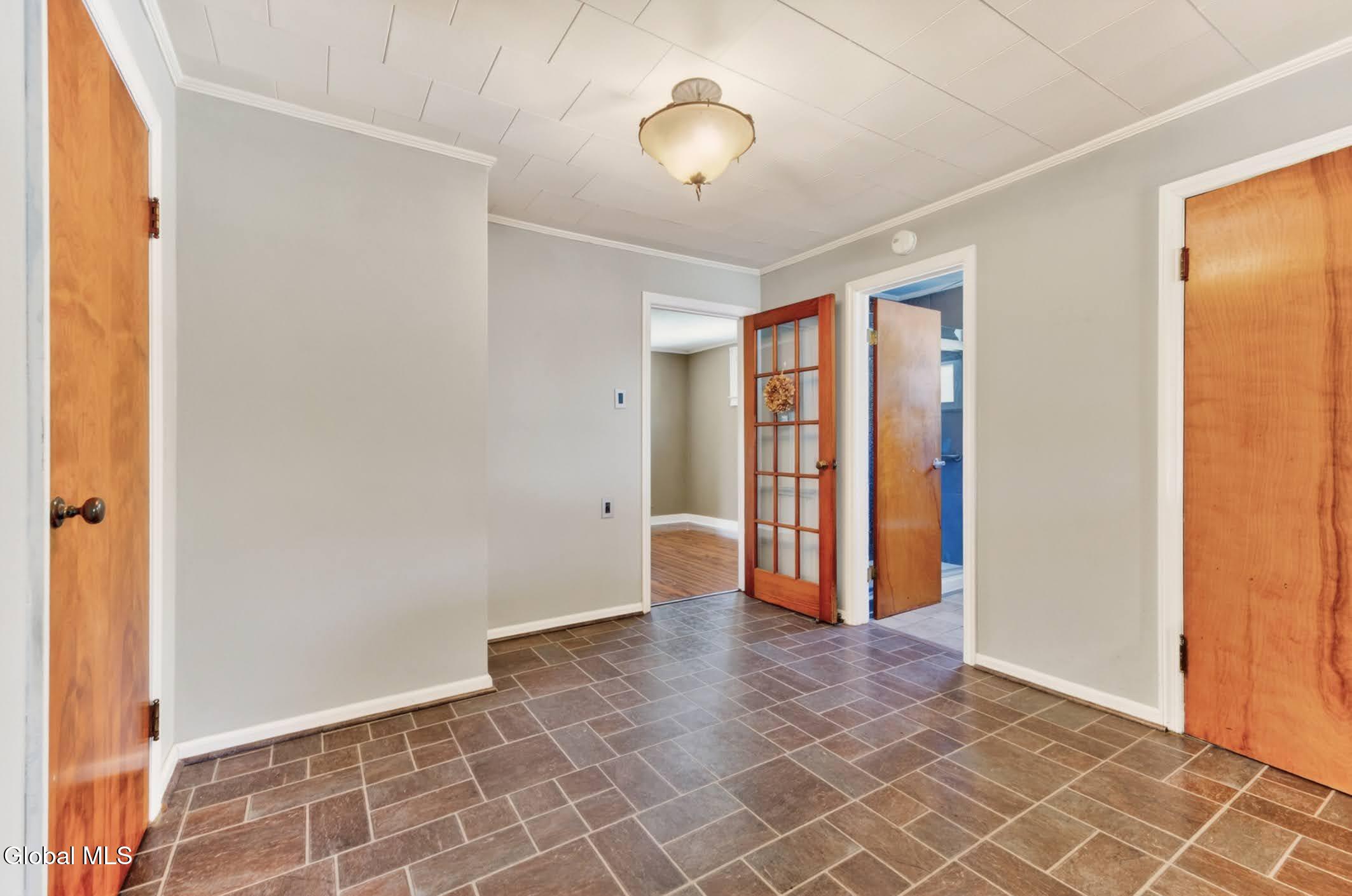 1817 Nott Street Schenectady NY 12309