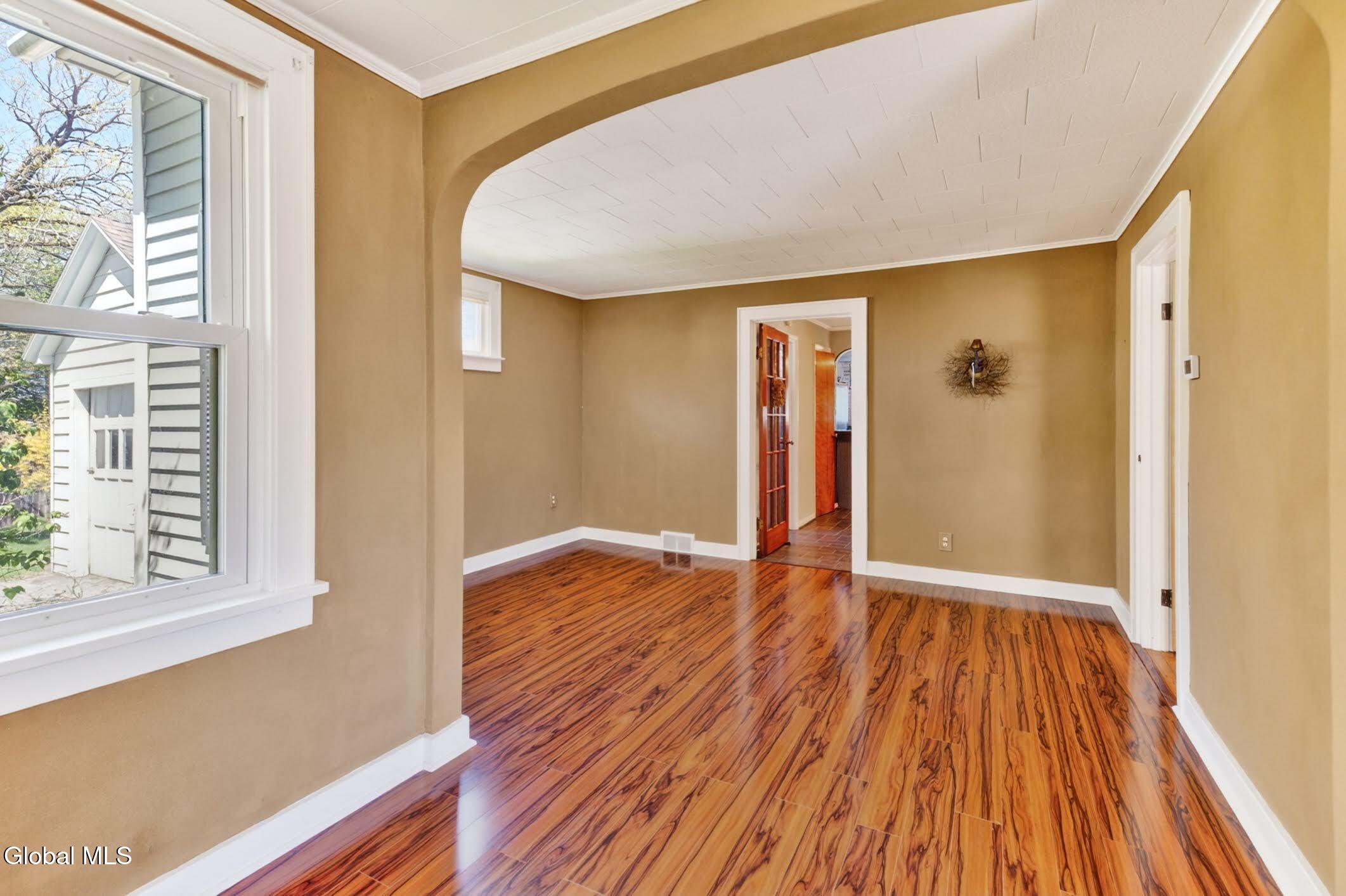 1817 Nott Street Schenectady NY 12309