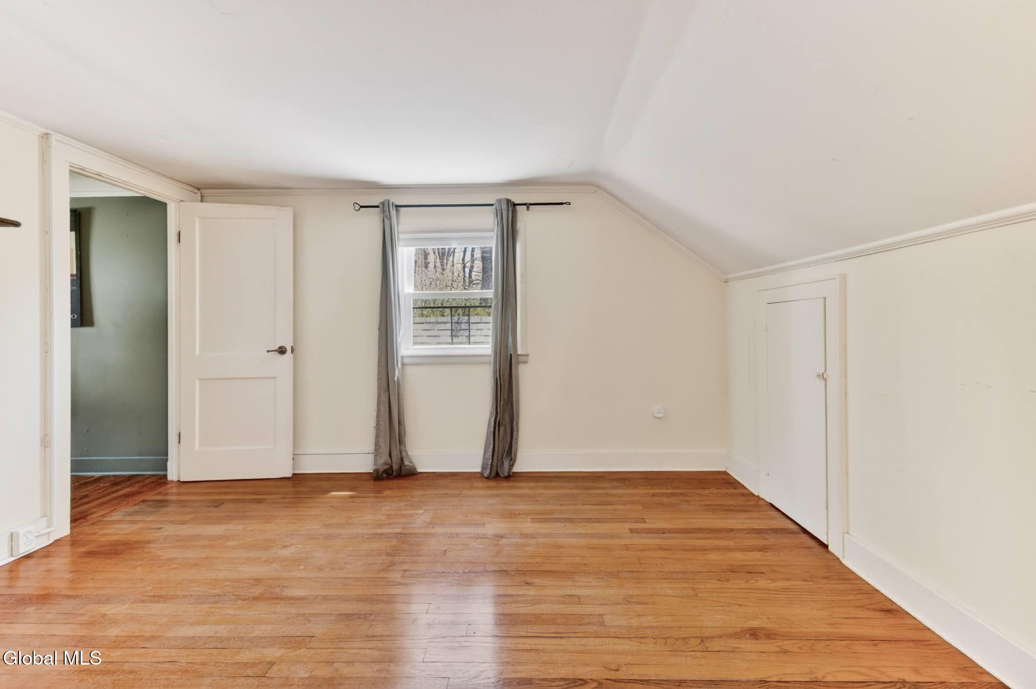 1817 Nott Street Schenectady NY 12309