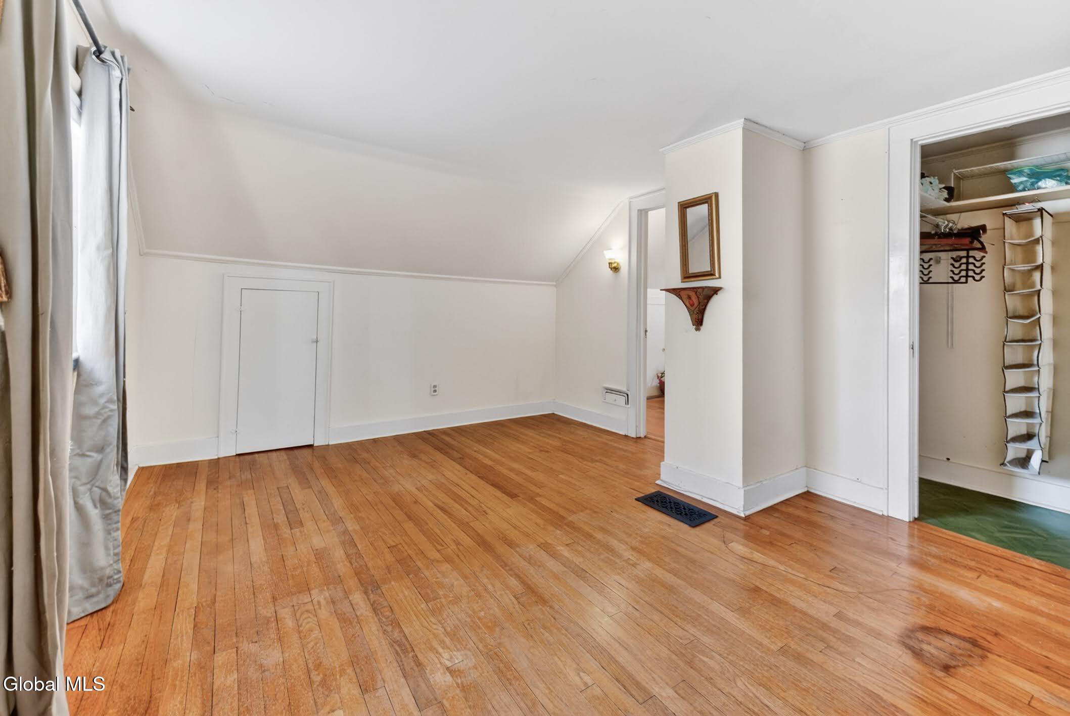 1817 Nott Street Schenectady NY 12309