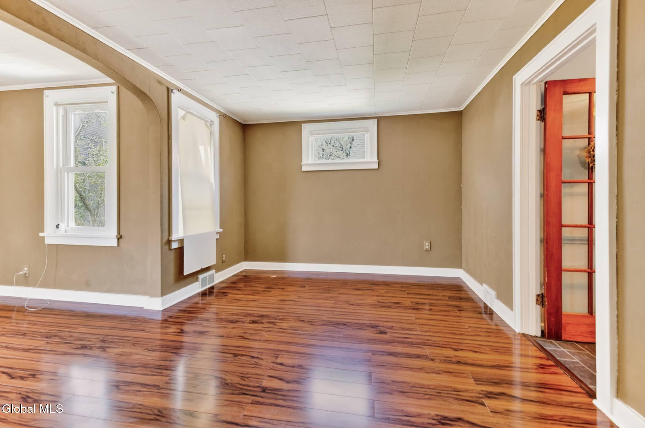 1817 Nott Street Schenectady NY 12309