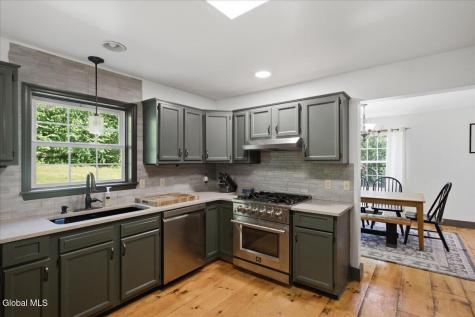 28 Covenant Circle East Nassau NY 12062