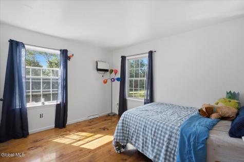 28 Covenant Circle East Nassau NY 12062