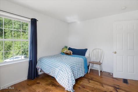 28 Covenant Circle East Nassau NY 12062