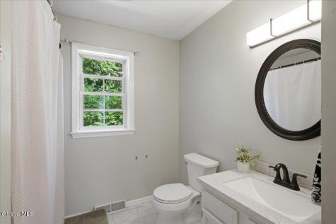 28 Covenant Circle East Nassau NY 12062