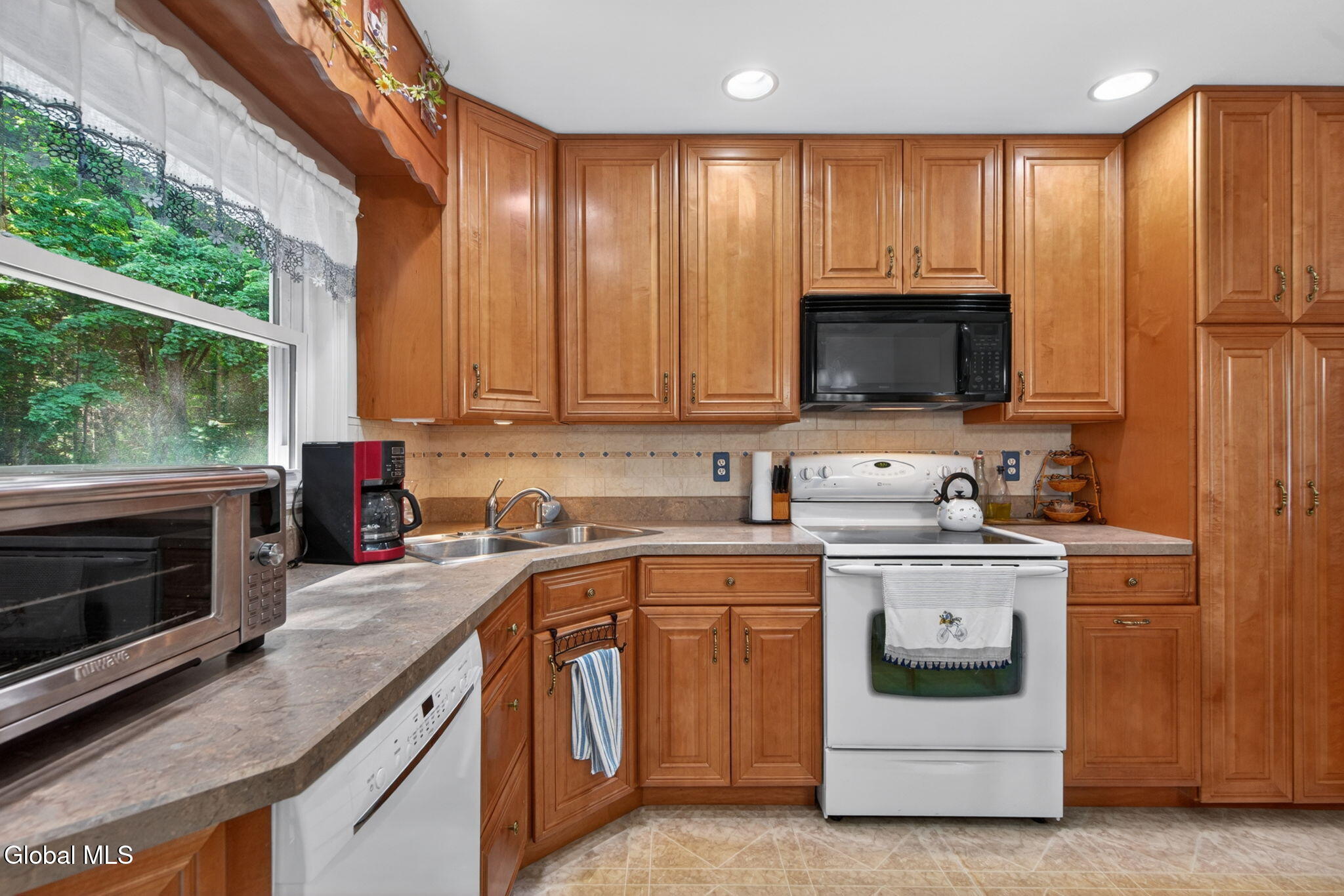 7 Dahlem Boulevard Schenectady NY 12309