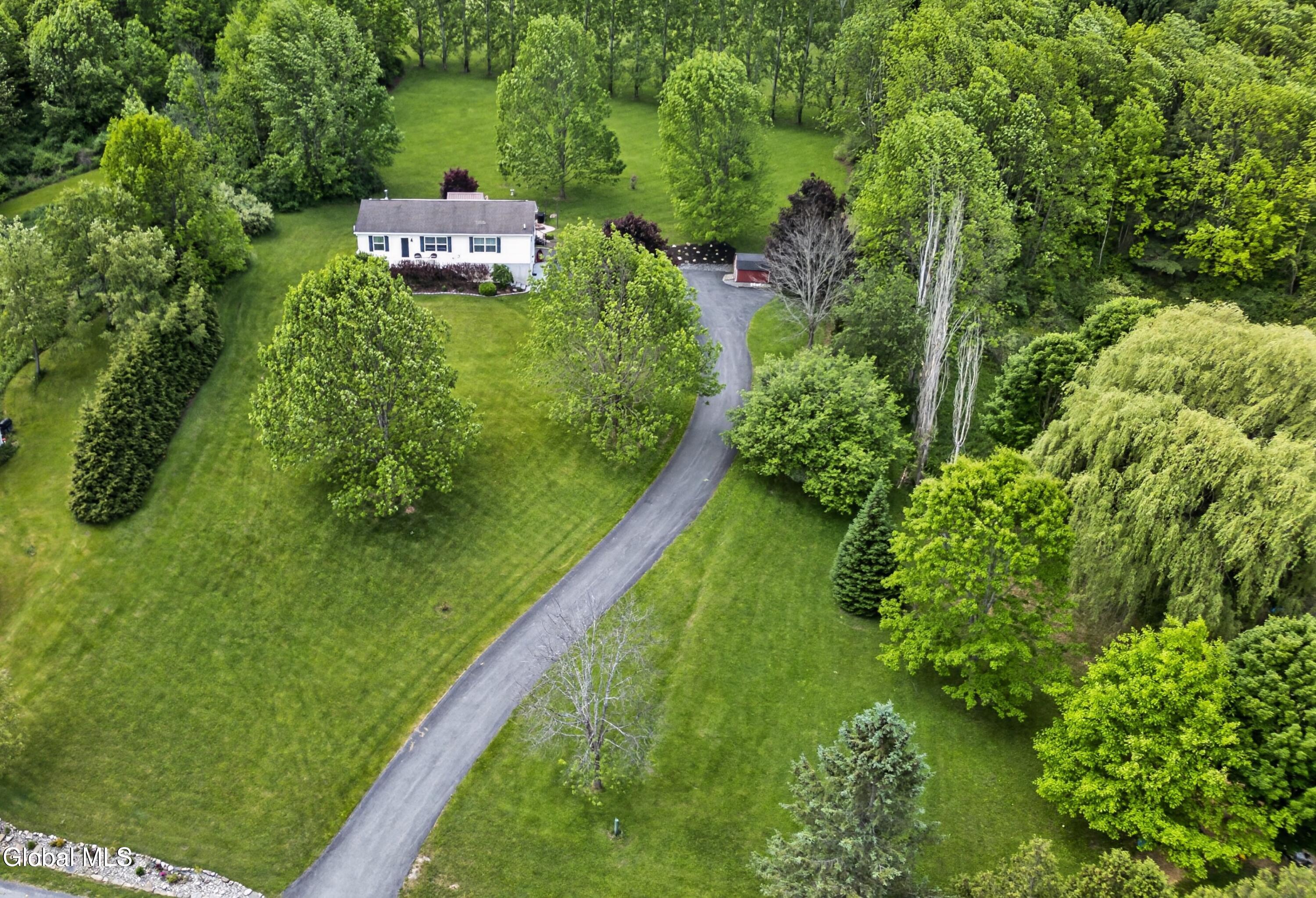 128 Valley Court Cobleskill NY 12043