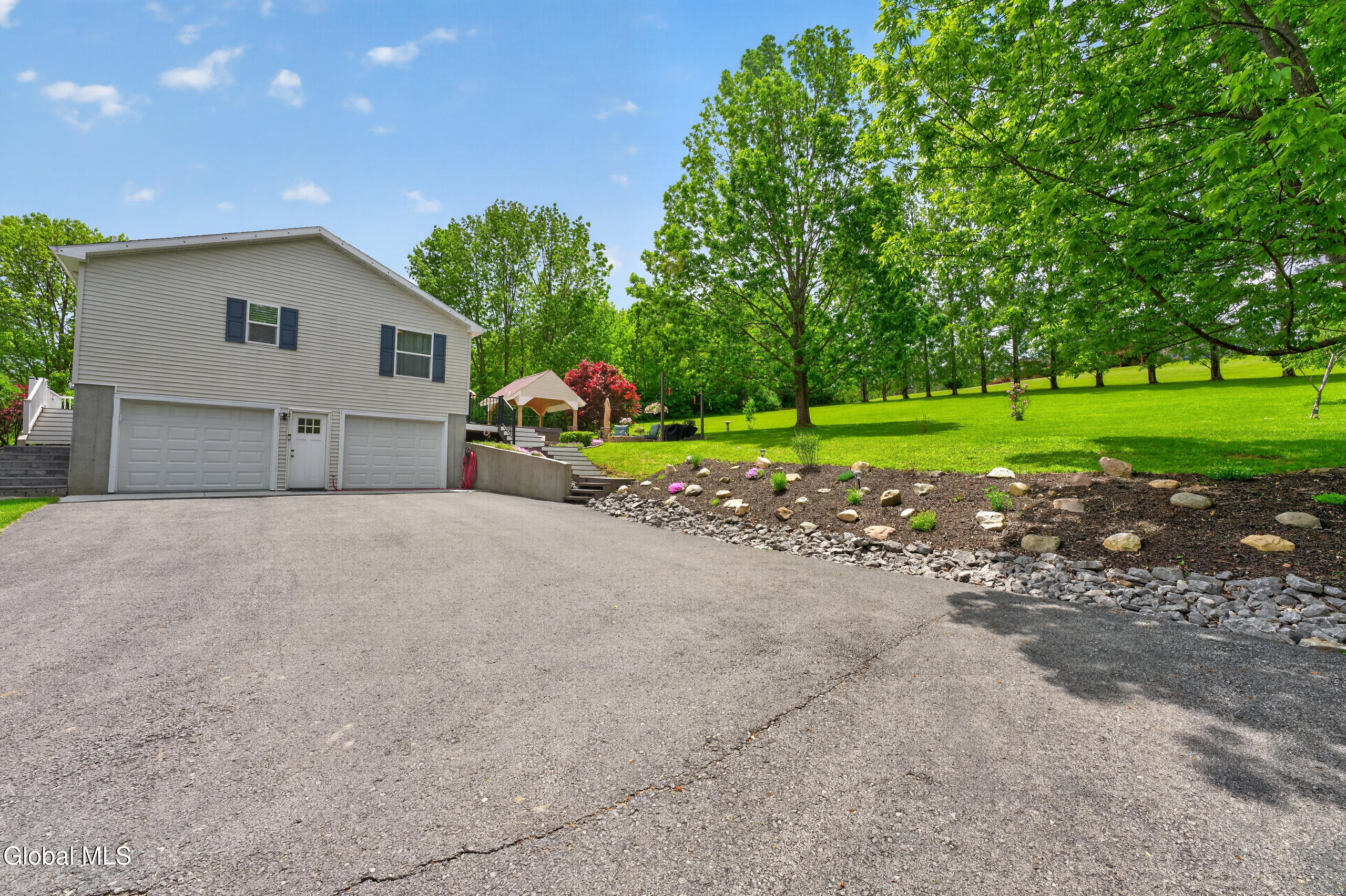 128 Valley Court Cobleskill NY 12043