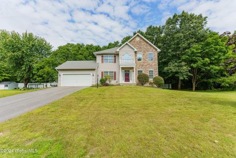 8 Ryan Court Clifton Park NY 12065