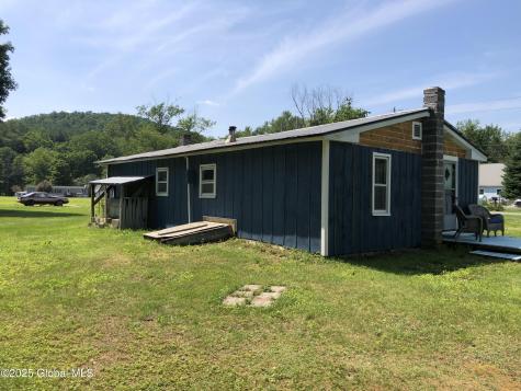 141 Coon Lane Salem NY 12865