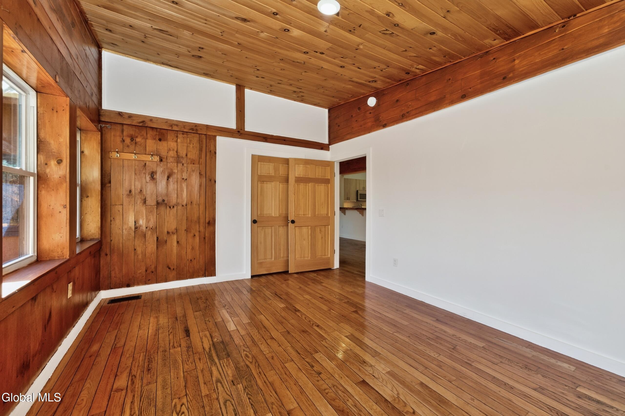 16043 Ny-22 Stephentown NY 12168