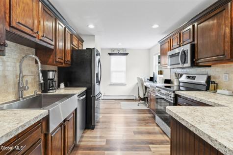 1820 Helderberg Avenue Schenectady NY 12306