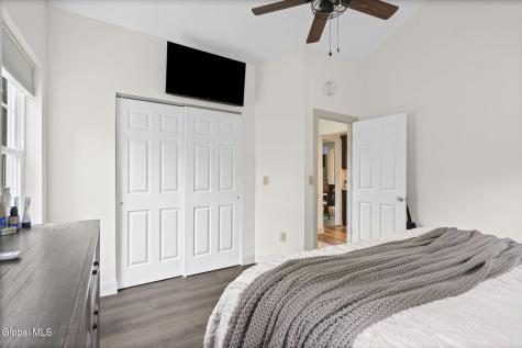 1820 Helderberg Avenue Schenectady NY 12306