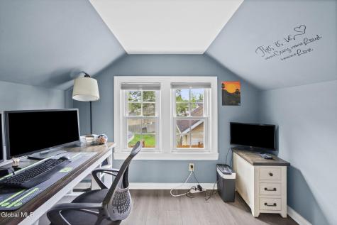 1820 Helderberg Avenue Schenectady NY 12306