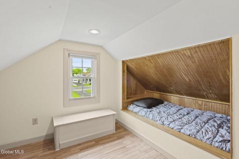 1820 Helderberg Avenue Schenectady NY 12306