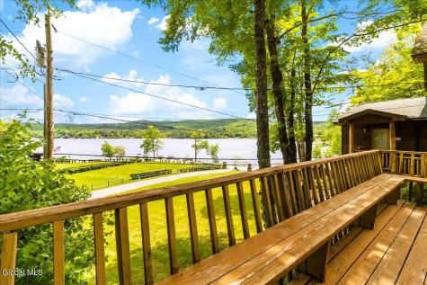 9 Chippewa Loop Brant Lake NY 12815