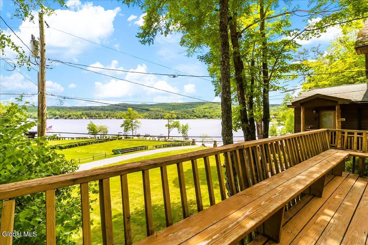 9 Chippewa Loop Brant Lake NY 12815